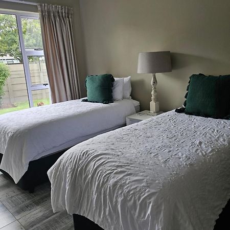 The Armagh Guesthouse Boksburg Esterno foto