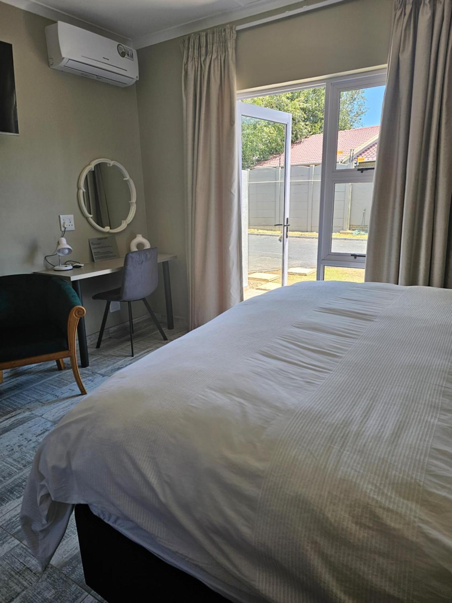 The Armagh Guesthouse Boksburg Esterno foto